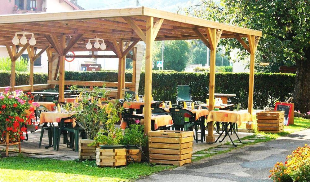 Auberge De Costaroche Albertville Eksteriør bilde