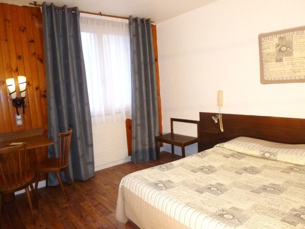 Auberge De Costaroche Albertville Eksteriør bilde
