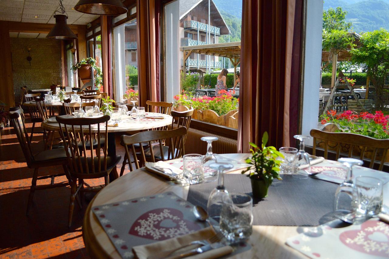 Auberge De Costaroche Albertville Eksteriør bilde